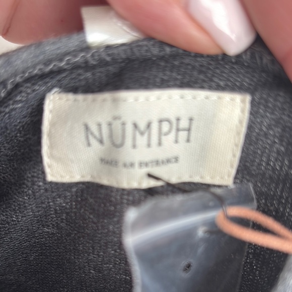 Chic Gray Midi Dress with Coral and Teal Highlights - Picture 3 of 4